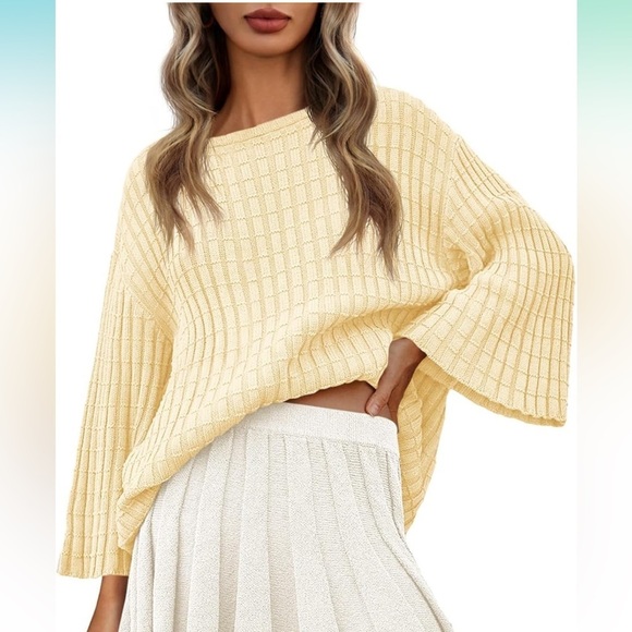 Sweaters - 🆕 Women's Beige Sweater size small